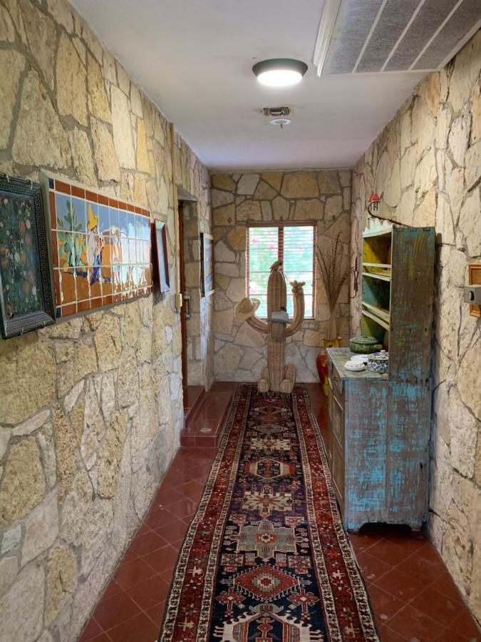 Diamond H Lodge B&B Бандера Екстер'єр фото